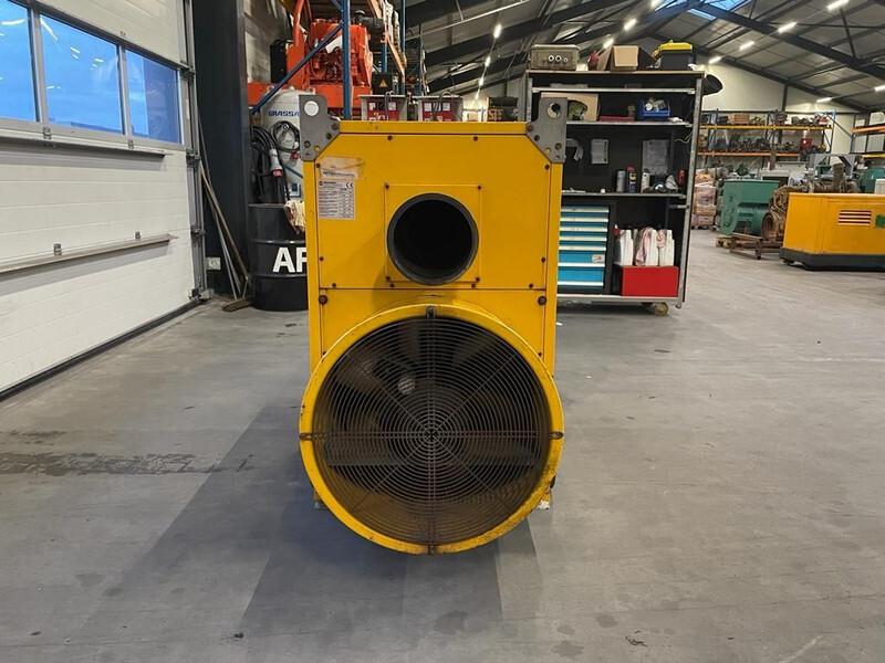 Dieselheater Air to Air SM 460M 119 kW - 8000 m3 / h Diesel Heater Kachel - سخان البناء: صورة 4 Dieselheater Air to Air SM 460M 119 kW - 8000 m3 / h Diesel Heater Kachel - سخان البناء: صورة 4