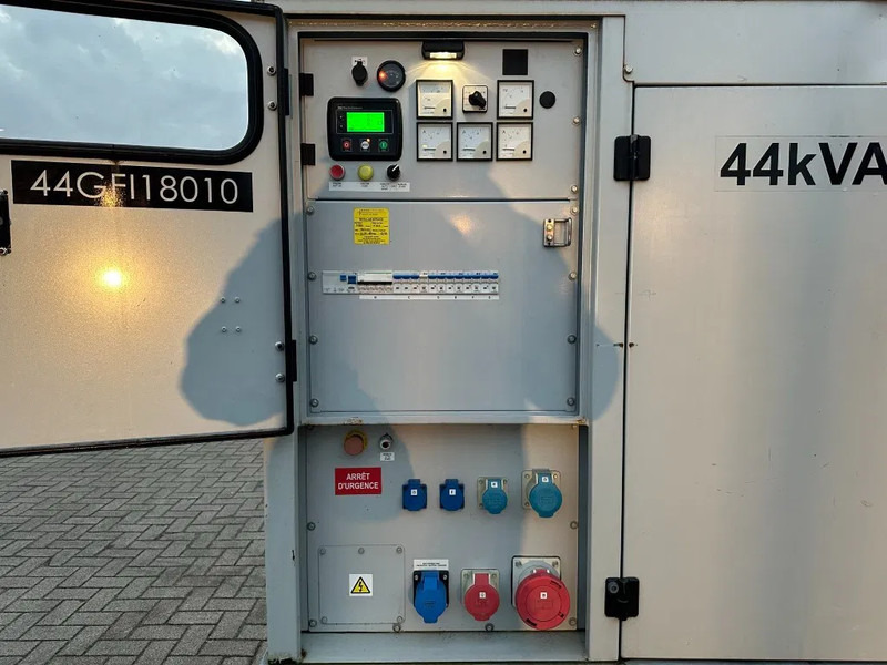 Europower EPUS44TDE Kubota Leroy Somer 44 kVA Supersilent Rental generatorset - مجموعة المولدات: صورة 4 Europower EPUS44TDE Kubota Leroy Somer 44 kVA Supersilent Rental generatorset - مجموعة المولدات: صورة 4
