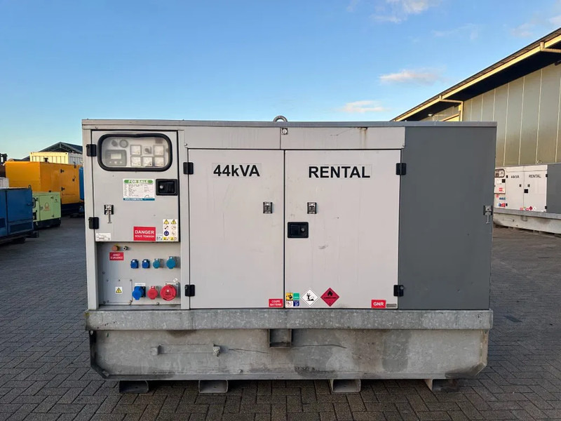 Europower EPUS44TDE Kubota Leroy Somer 44 kVA Supersilent Rental generatorset - مجموعة المولدات: صورة 1 Europower EPUS44TDE Kubota Leroy Somer 44 kVA Supersilent Rental generatorset - مجموعة المولدات: صورة 1