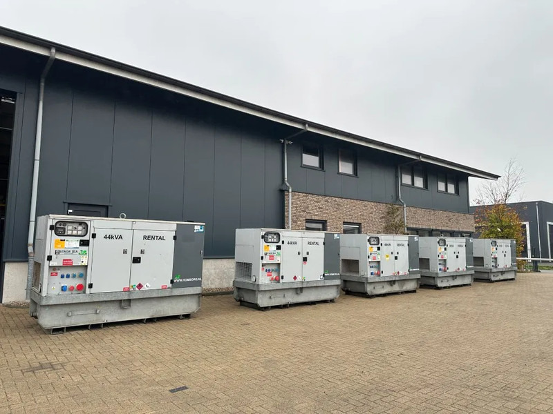 Europower EPUS44TDE Kubota Leroy Somer 44 kVA Supersilent Rentalg eneratorset 2018 ! - مجموعة المولدات: صورة 4 Europower EPUS44TDE Kubota Leroy Somer 44 kVA Supersilent Rentalg eneratorset 2018 ! - مجموعة المولدات: صورة 4