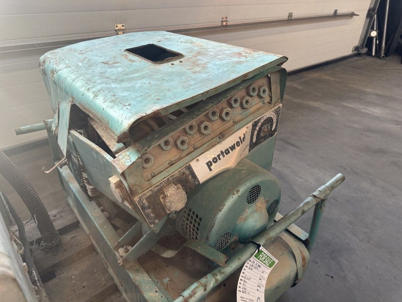 GENERATOR Onan Portaweld 200 Las generator Welding generator 200 Amp Benzine Petrol - مجموعة المولدات: صورة 5 GENERATOR Onan Portaweld 200 Las generator Welding generator 200 Amp Benzine Petrol - مجموعة المولدات: صورة 5