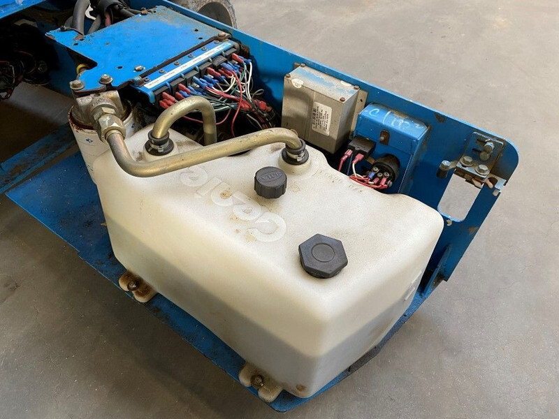 رافعة هيدروليكية مقصية Genie GS 1932 Elektrische Schaarhoogwerker 7.8 meter werkhoogte 304 uur !: صورة 12