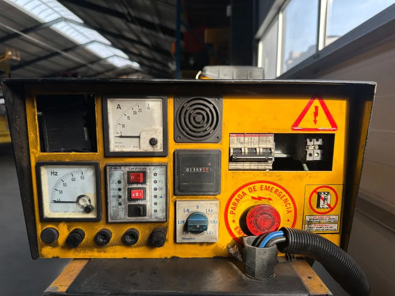 Hatz 2M41 15 kVA generatorset - مجموعة المولدات: صورة 5 Hatz 2M41 15 kVA generatorset - مجموعة المولدات: صورة 5