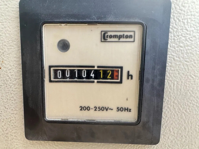 Iveco 8041 I 06.55 Leroy Somer 45 KVA noodstroom generatorset as New ! 104 hours - مجموعة المولدات: صورة 5 Iveco 8041 I 06.55 Leroy Somer 45 KVA noodstroom generatorset as New ! 104 hours - مجموعة المولدات: صورة 5