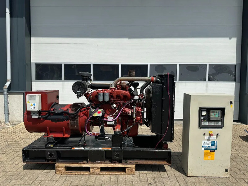 Iveco 8061 Marelli 150 kVA noodstroom generatorset ATS automatische netovername - مجموعة المولدات: صورة 1 Iveco 8061 Marelli 150 kVA noodstroom generatorset ATS automatische netovername - مجموعة المولدات: صورة 1