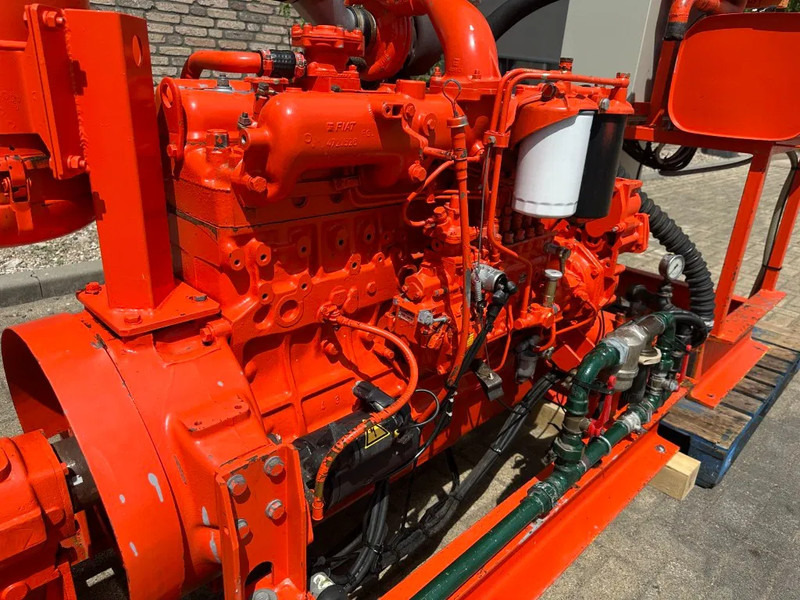 مضخة مياه Iveco 8361 SI 10 KSB max. 378 m3 / h 11 Bar Waterpomp 104 hours ! Waterpump: صورة 9