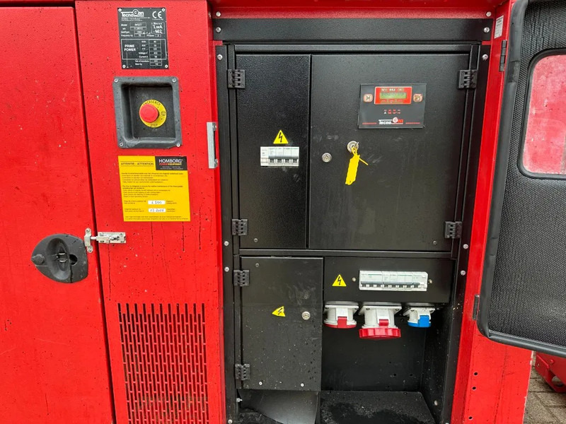 Iveco FPT Tecnogen Mecc Alte Spa 40 kVA Silent generatorset - مجموعة المولدات: صورة 2 Iveco FPT Tecnogen Mecc Alte Spa 40 kVA Silent generatorset - مجموعة المولدات: صورة 2