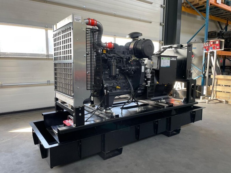 Iveco NEF 45 TM3 Stamford 125 kVA generatorset New ! - مجموعة المولدات: صورة 4 Iveco NEF 45 TM3 Stamford 125 kVA generatorset New ! - مجموعة المولدات: صورة 4