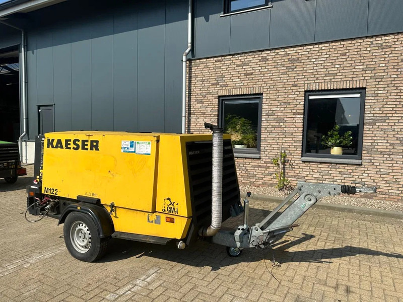Kaeser M122 Deutz 11.1 m3 / min 10 Bar 83 kW Mobiele Diesel Compressor - الضاغط: صورة 2 Kaeser M122 Deutz 11.1 m3 / min 10 Bar 83 kW Mobiele Diesel Compressor - الضاغط: صورة 2