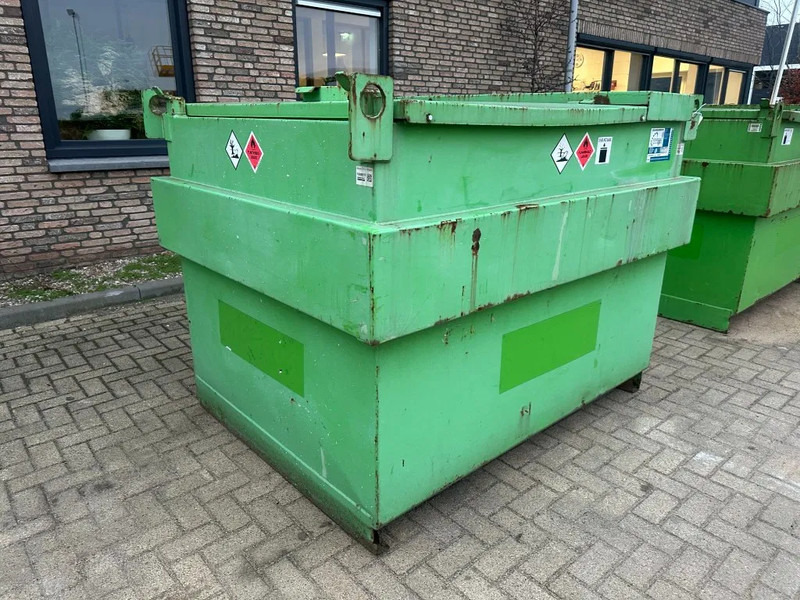 Kiwa IBC Steenbergen 2000 liter Dieseltank met handpomp Milieutank - خزان تخزين: صورة 2 Kiwa IBC Steenbergen 2000 liter Dieseltank met handpomp Milieutank - خزان تخزين: صورة 2