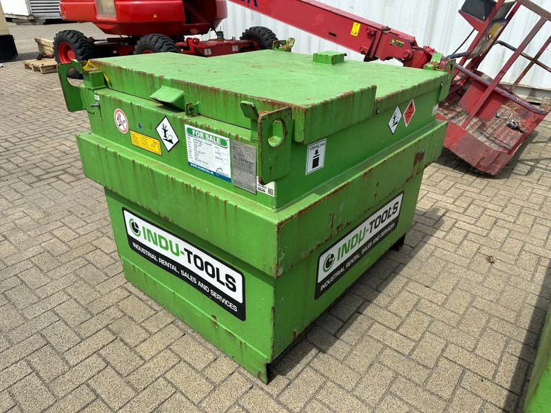 Kiwa IBC Steenbergen 750 liter Dieseltank - خزان تخزين: صورة 1 Kiwa IBC Steenbergen 750 liter Dieseltank - خزان تخزين: صورة 1