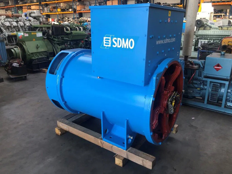 Leroy Somer SDMO 1880 kVA generatordeel SDMO 1880 kVA generatordeel op frame - مجموعة المولدات: صورة 5 Leroy Somer SDMO 1880 kVA generatordeel SDMO 1880 kVA generatordeel op frame - مجموعة المولدات: صورة 5