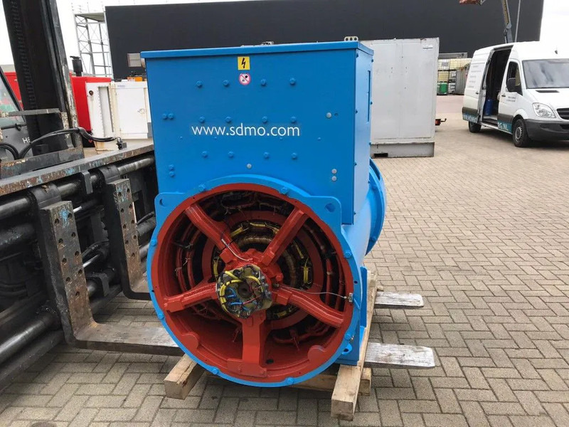 مجموعة المولدات Leroy Somer SDMO 1880 kVA generatordeel SDMO 1880 kVA generatordeel op frame: صورة 10 مجموعة المولدات Leroy Somer SDMO 1880 kVA generatordeel SDMO 1880 kVA generatordeel op frame: صورة 10