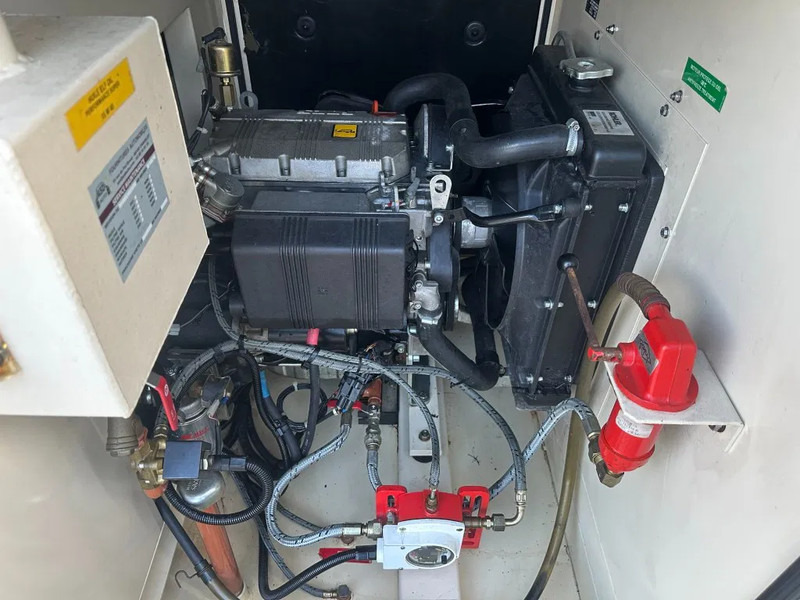 Lombardini LDW 1003 Mecc Alte Spa 7 kVA Supersilent noodstroom generatorset - مجموعة المولدات: صورة 4 Lombardini LDW 1003 Mecc Alte Spa 7 kVA Supersilent noodstroom generatorset - مجموعة المولدات: صورة 4