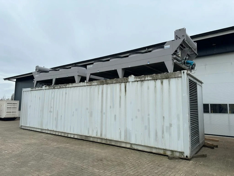 MTU 16V 4000 SDMO 2200 kVA Silent generatorset in container - مجموعة المولدات: صورة 5 MTU 16V 4000 SDMO 2200 kVA Silent generatorset in container - مجموعة المولدات: صورة 5