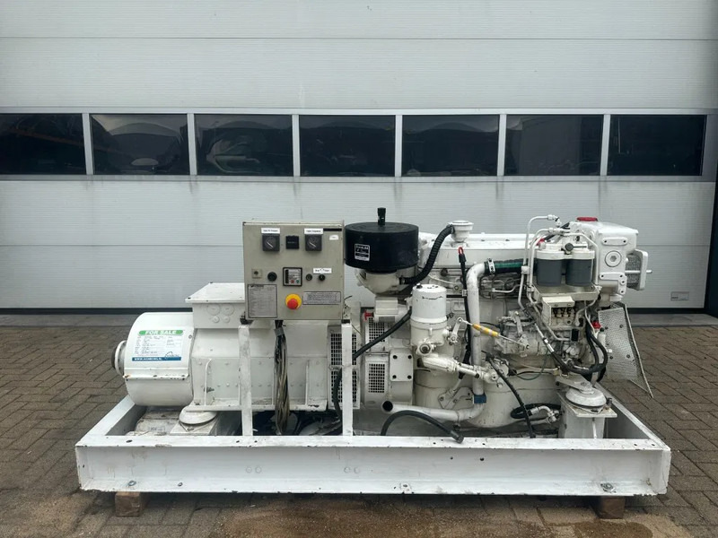 MTU 6R 099 Mercedes Benz OM 366 A 96 kVA Marine generatorset - مجموعة المولدات: صورة 1 MTU 6R 099 Mercedes Benz OM 366 A 96 kVA Marine generatorset - مجموعة المولدات: صورة 1