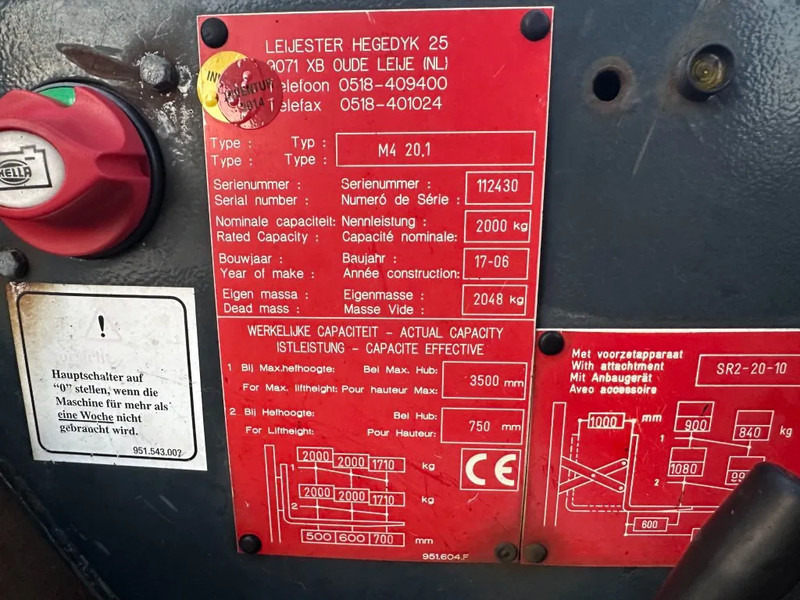 Moffett M4 20.1 Kubota Diesel Kooiaap 2 ton Sideshift Positioner Meeneemheftruck - رافعة شوكية مثبتة على شاحنة: صورة 4 Moffett M4 20.1 Kubota Diesel Kooiaap 2 ton Sideshift Positioner Meeneemheftruck - رافعة شوكية مثبتة على شاحنة: صورة 4