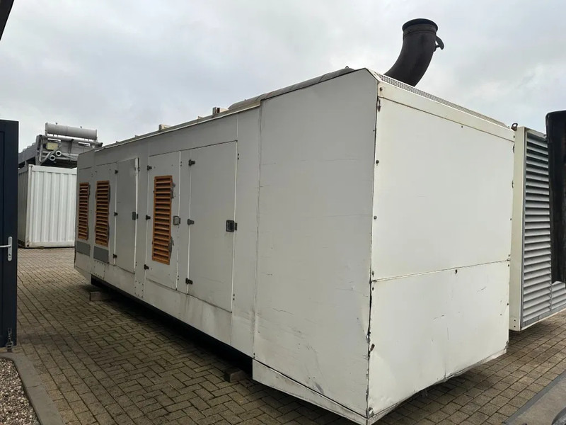 Perkins 4006-23TAG3A Stamford 900 kVA Silent generatorset - مجموعة المولدات: صورة 5 Perkins 4006-23TAG3A Stamford 900 kVA Silent generatorset - مجموعة المولدات: صورة 5