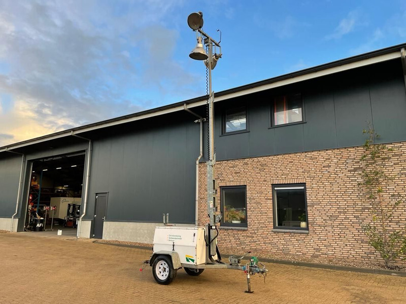 Perkins Mecc Alte Spa 5 kVA Mobiele Lichtmast Aggregaat Light Tower - برج الإنارة: صورة 5 Perkins Mecc Alte Spa 5 kVA Mobiele Lichtmast Aggregaat Light Tower - برج الإنارة: صورة 5