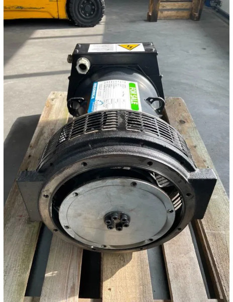 مجموعة المولدات Stamford 30 kVA generatordeel PI144J1: صورة 7