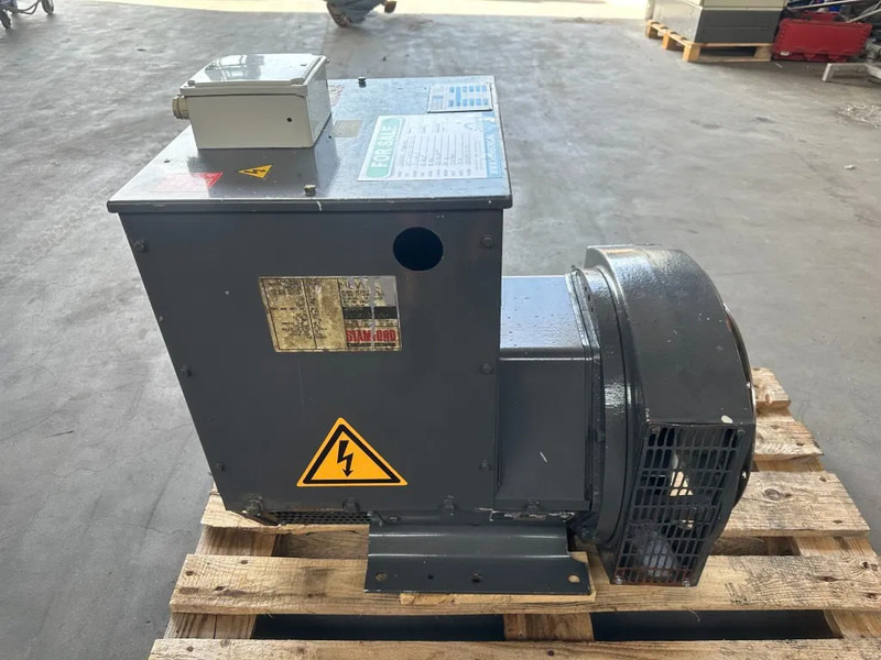 Stamford UC.I224F2 Generatordeel 65 kVA Alternator as New ! - مجموعة المولدات: صورة 1 Stamford UC.I224F2 Generatordeel 65 kVA Alternator as New ! - مجموعة المولدات: صورة 1
