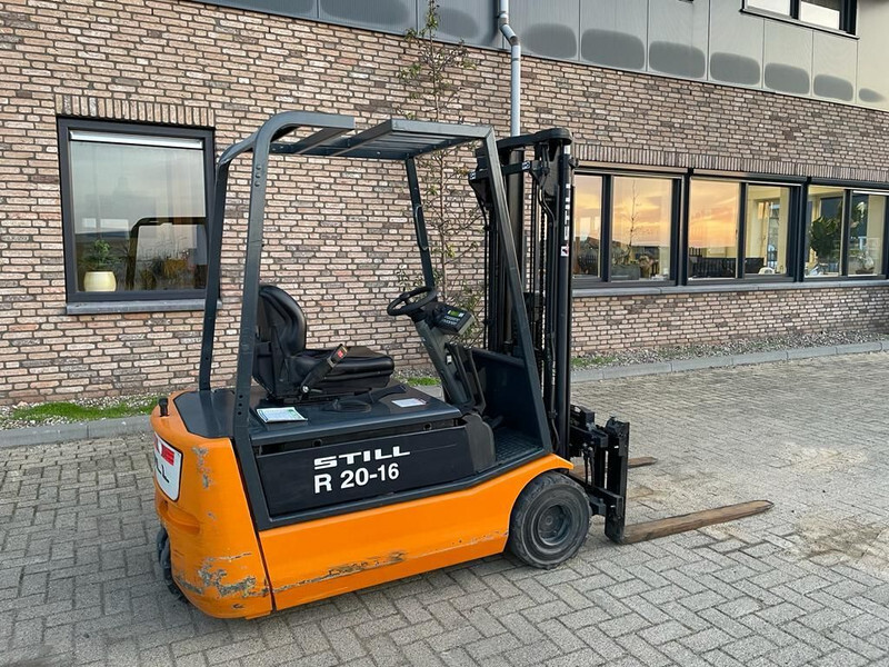 رافعة شوكية كهربائية Still R20-16 Elektra 1.6 ton Triplex Freelift Sideshift Heftruck: صورة 18 رافعة شوكية كهربائية Still R20-16 Elektra 1.6 ton Triplex Freelift Sideshift Heftruck: صورة 18