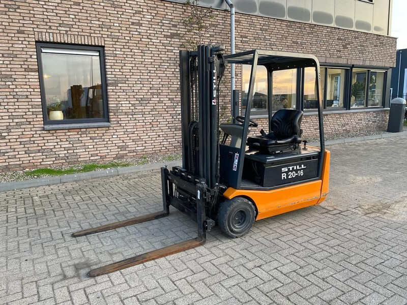 رافعة شوكية كهربائية Still R20-16 Elektra 1.6 ton Triplex Freelift Sideshift Heftruck: صورة 8 رافعة شوكية كهربائية Still R20-16 Elektra 1.6 ton Triplex Freelift Sideshift Heftruck: صورة 8