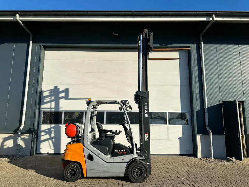رافعة شوكية تعمل بالغاز Still RX70-25 T 2.5 ton Duplex Sideshift LPG Heftruck 2020: صورة 19 رافعة شوكية تعمل بالغاز Still RX70-25 T 2.5 ton Duplex Sideshift LPG Heftruck 2020: صورة 19