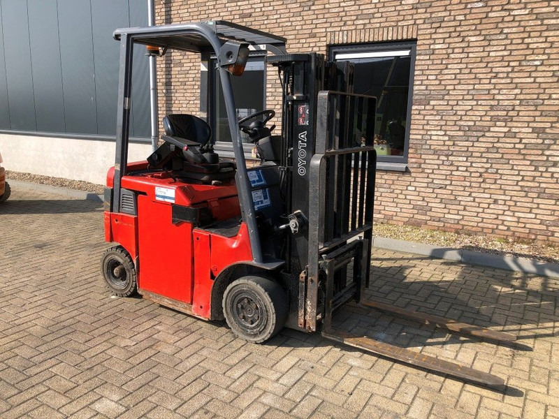 Toyota 1.6 ton Triplex Freelift Sideshift Elektra Heftruck - رافعة شوكية كهربائية: صورة 5 Toyota 1.6 ton Triplex Freelift Sideshift Elektra Heftruck - رافعة شوكية كهربائية: صورة 5