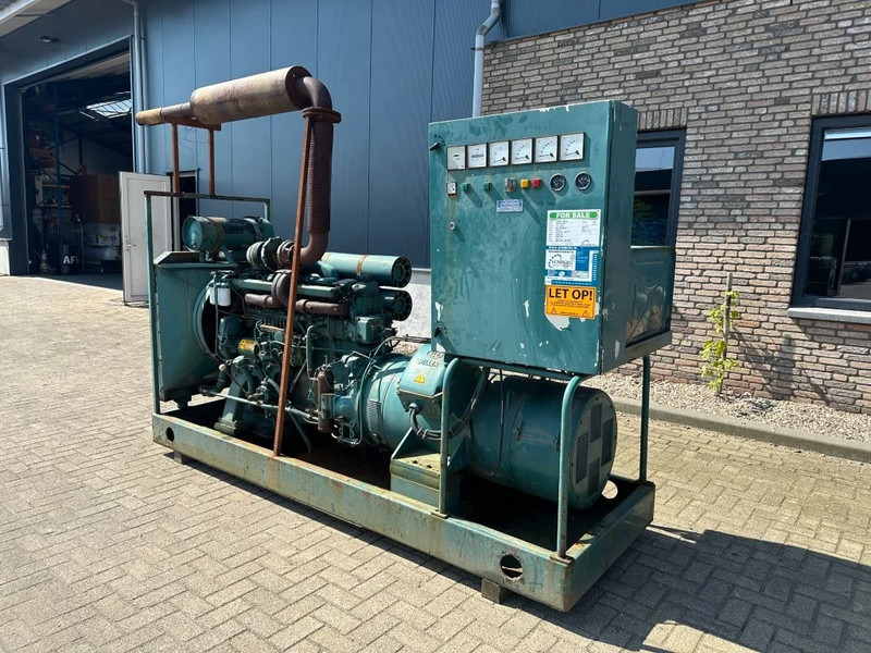 Volvo TD 120 AG 220 kVA generatorset ex Emergency met ATS 376 hours - مجموعة المولدات: صورة 2 Volvo TD 120 AG 220 kVA generatorset ex Emergency met ATS 376 hours - مجموعة المولدات: صورة 2