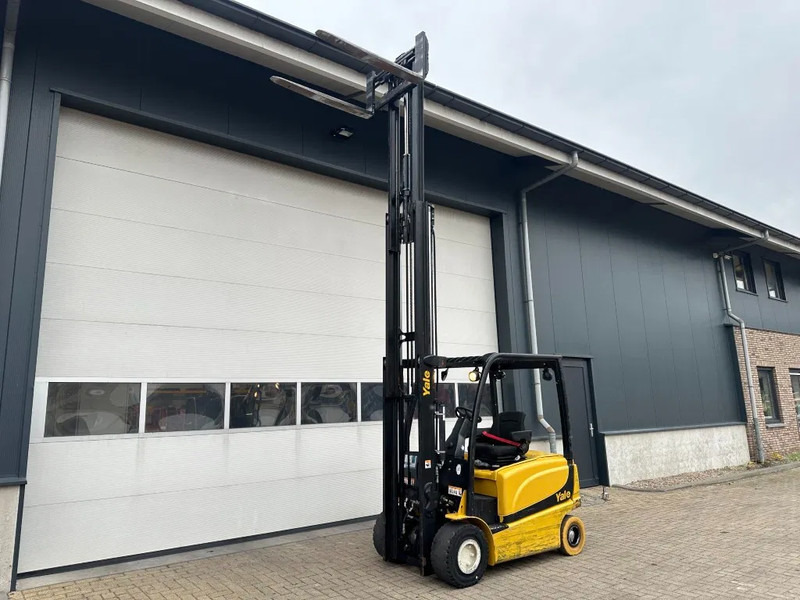 Yale ERP22VL 2.2 ton Triplex Freelift Sideshift Elektra Heftruck Accu 2022 - رافعة شوكية كهربائية: صورة 2 Yale ERP22VL 2.2 ton Triplex Freelift Sideshift Elektra Heftruck Accu 2022 - رافعة شوكية كهربائية: صورة 2