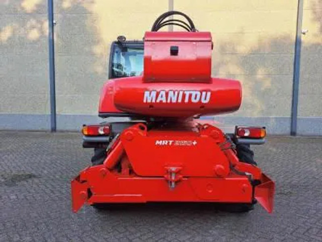 Manitou MRT 2150+ Privilege All-Terrain Rotating Telehandler (2015) - تركس: صورة 5 Manitou MRT 2150+ Privilege All-Terrain Rotating Telehandler (2015) - تركس: صورة 5