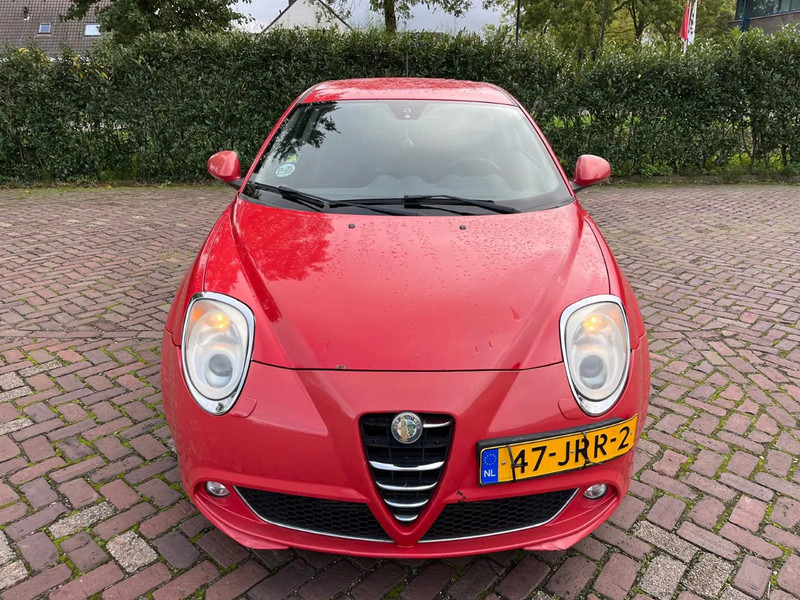 Alfa Romeo MiTo 1.4 T - هاتشباك: صورة 3 Alfa Romeo MiTo 1.4 T - هاتشباك: صورة 3