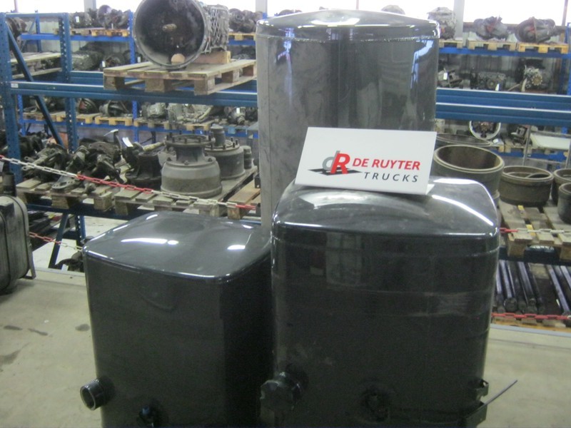 DAF Brandstoftanks voor CF en XF (staal) - خزان الوقود - شاحنة: صورة 3 DAF Brandstoftanks voor CF en XF (staal) - خزان الوقود - شاحنة: صورة 3