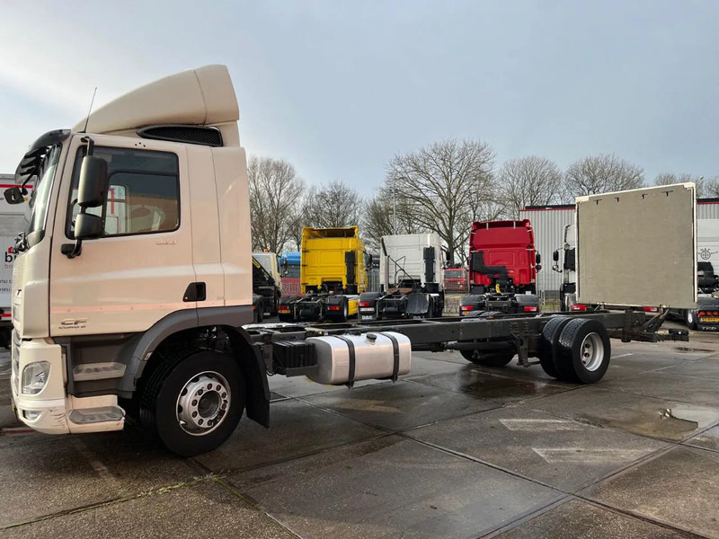 DAF CF 260 CF 260 FA CHASSIS CABINE EURO 6 - شاحنة هيكل كابينة: صورة 5 DAF CF 260 CF 260 FA CHASSIS CABINE EURO 6 - شاحنة هيكل كابينة: صورة 5