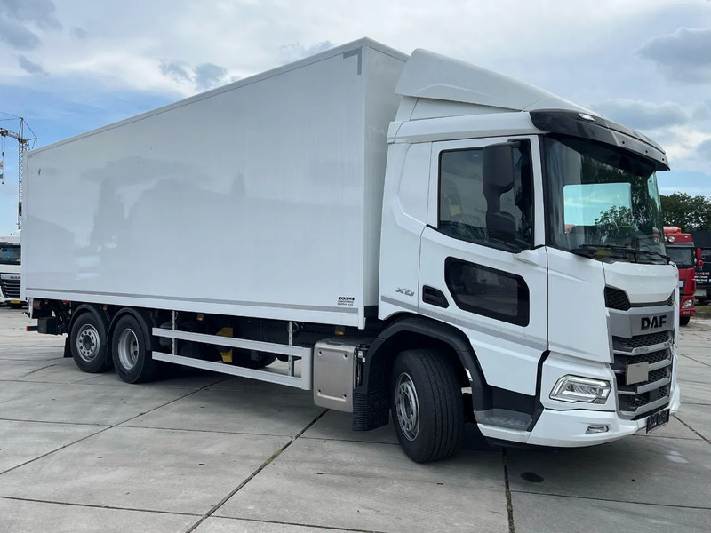 DAF XD 340 FAN 6x2 - شاحنة مقفلة: صورة 1 DAF XD 340 FAN 6x2 - شاحنة مقفلة: صورة 1