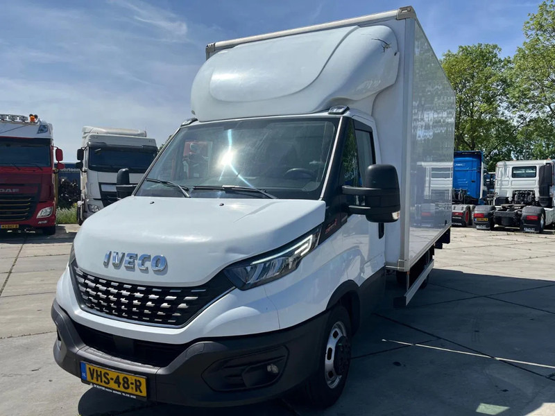 Iveco Daily 35C16 Achterdeuren (15 diverse modellen op voorraad) - شاحنة مغلقة الصندوق: صورة 1 Iveco Daily 35C16 Achterdeuren (15 diverse modellen op voorraad) - شاحنة مغلقة الصندوق: صورة 1