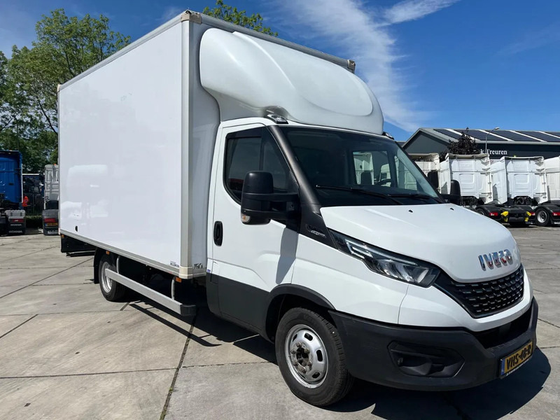 Iveco Daily 35C16 Achterdeuren (15 diverse modellen op voorraad) - شاحنة مغلقة الصندوق: صورة 1 Iveco Daily 35C16 Achterdeuren (15 diverse modellen op voorraad) - شاحنة مغلقة الصندوق: صورة 1