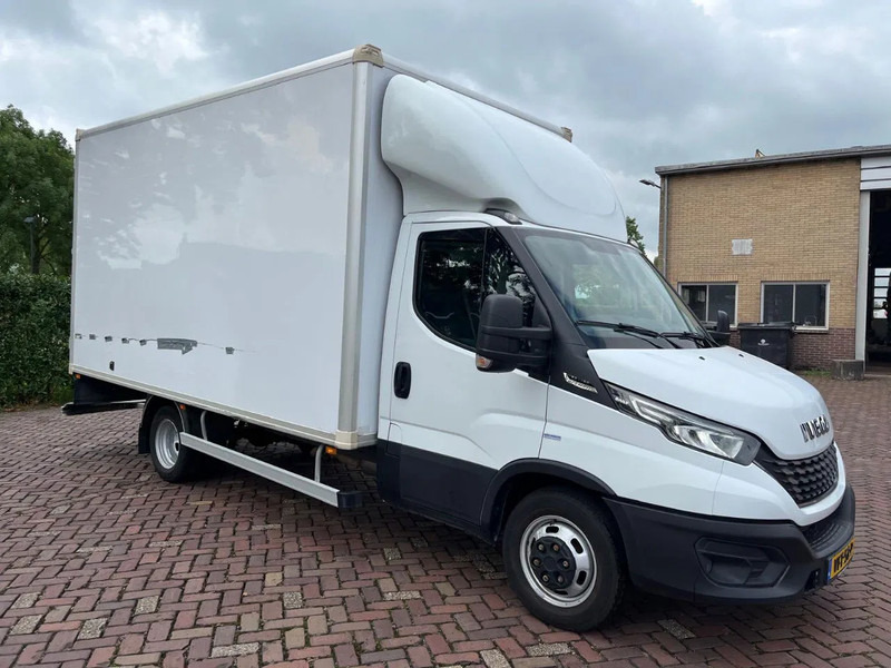 Iveco Daily 35C16 Achterdeuren nieuwe motor +distributieriem bij 253480 KM op 02-05-2024 - شاحنة مغلقة الصندوق, الشاحنات الصغيرة كابينة مزدوجة: صورة 5 Iveco Daily 35C16 Achterdeuren nieuwe motor +distributieriem bij 253480 KM op 02-05-2024 - شاحنة مغلقة الصندوق, الشاحنات الصغيرة كابينة مزدوجة: صورة 5