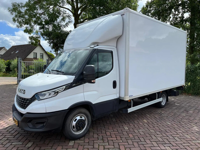 Iveco Daily 35C16 Laadklep (15 diverse modellen op voorraad) - شاحنة مغلقة الصندوق: صورة 1 Iveco Daily 35C16 Laadklep (15 diverse modellen op voorraad) - شاحنة مغلقة الصندوق: صورة 1