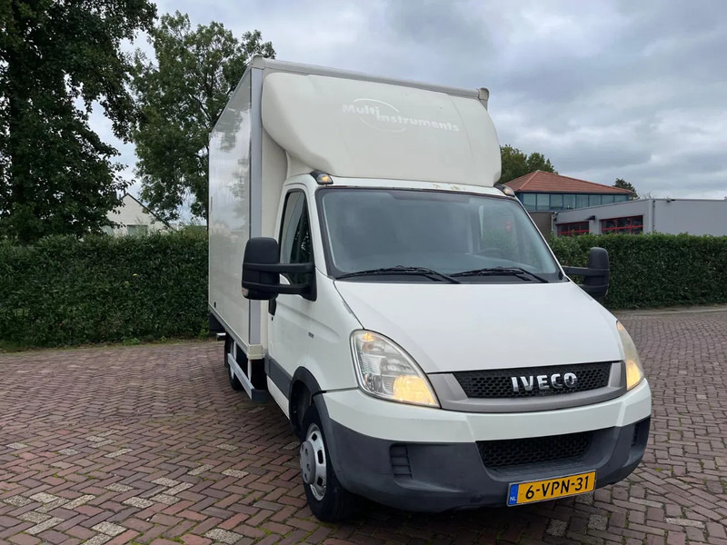 Iveco Daily 40 C14 - شاحنة مغلقة الصندوق: صورة 4 Iveco Daily 40 C14 - شاحنة مغلقة الصندوق: صورة 4