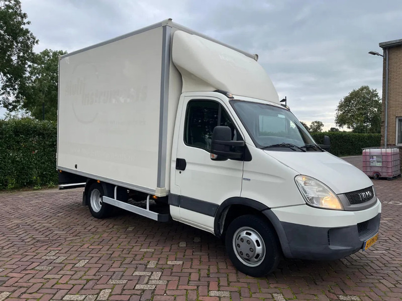 Iveco Daily 40 C14 - شاحنة مغلقة الصندوق: صورة 5 Iveco Daily 40 C14 - شاحنة مغلقة الصندوق: صورة 5