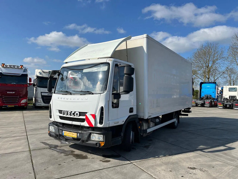 Iveco EuroCargo 75 E21 MANUAL - شاحنة مقفلة: صورة 4 Iveco EuroCargo 75 E21 MANUAL - شاحنة مقفلة: صورة 4