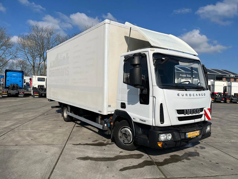 Iveco EuroCargo 75 E21 MANUAL - شاحنة مقفلة: صورة 4 Iveco EuroCargo 75 E21 MANUAL - شاحنة مقفلة: صورة 4
