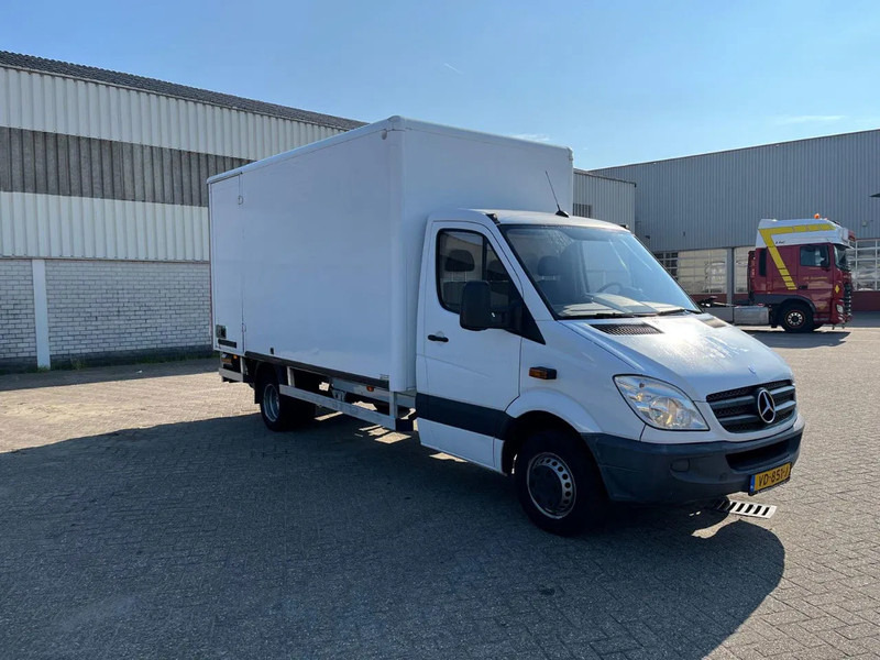 Mercedes-Benz Sprinter 513 2.2 CDI - شاحنة مغلقة الصندوق, الشاحنات الصغيرة كابينة مزدوجة: صورة 5 Mercedes-Benz Sprinter 513 2.2 CDI - شاحنة مغلقة الصندوق, الشاحنات الصغيرة كابينة مزدوجة: صورة 5