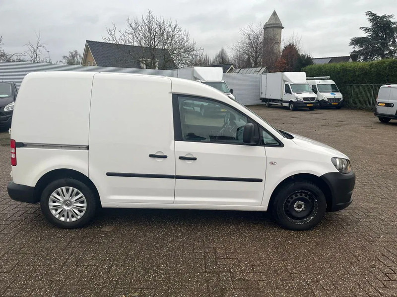 Volkswagen Caddy 1.6 75 PK - فان المدمجة: صورة 5 Volkswagen Caddy 1.6 75 PK - فان المدمجة: صورة 5
