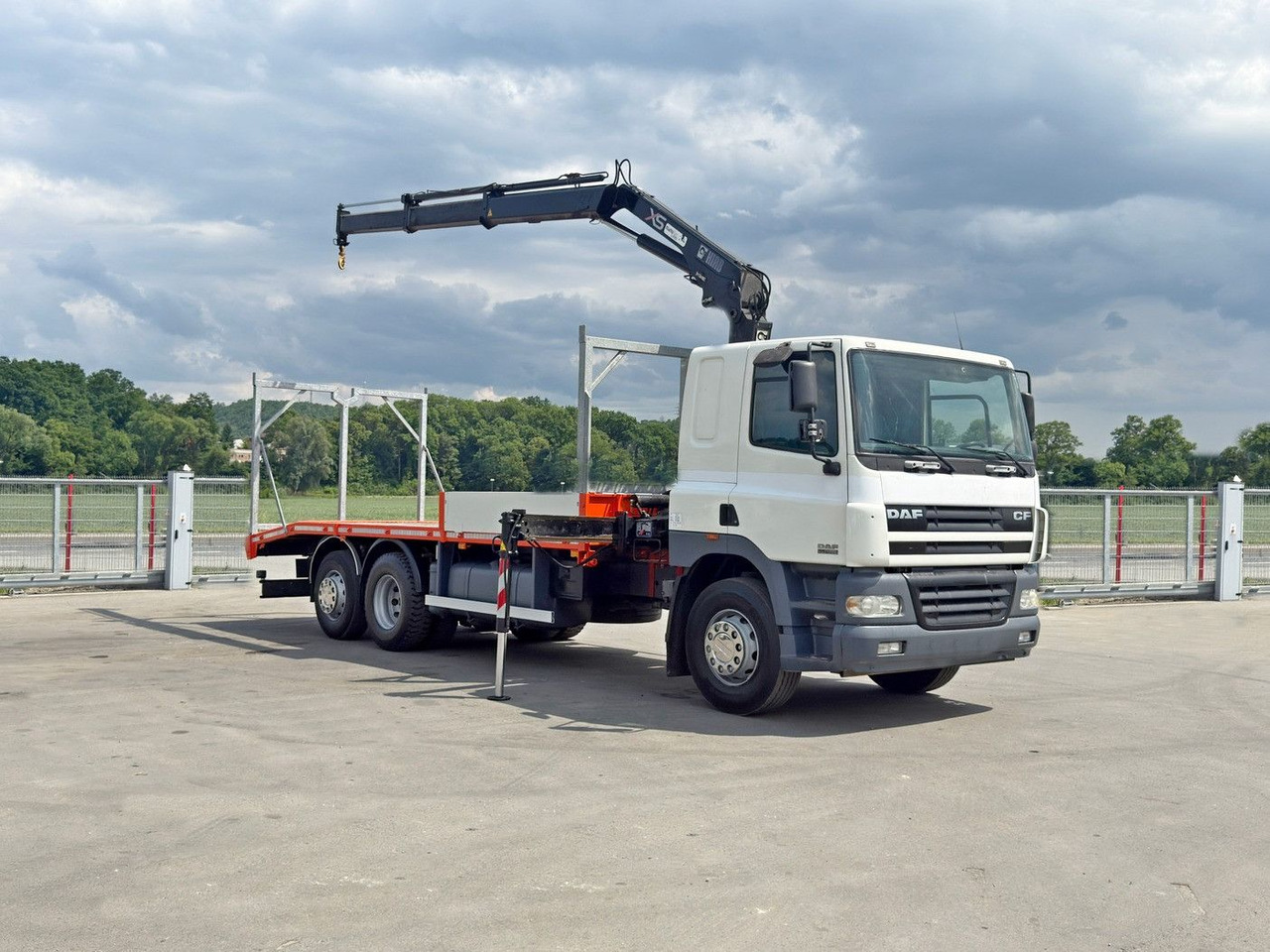 DAF CF 85.380*ABSCHLEPPWAGEN 7,20m+ HIAB 144 B-2 DUO - شاحنة سحب: صورة 2 DAF CF 85.380*ABSCHLEPPWAGEN 7,20m+ HIAB 144 B-2 DUO - شاحنة سحب: صورة 2