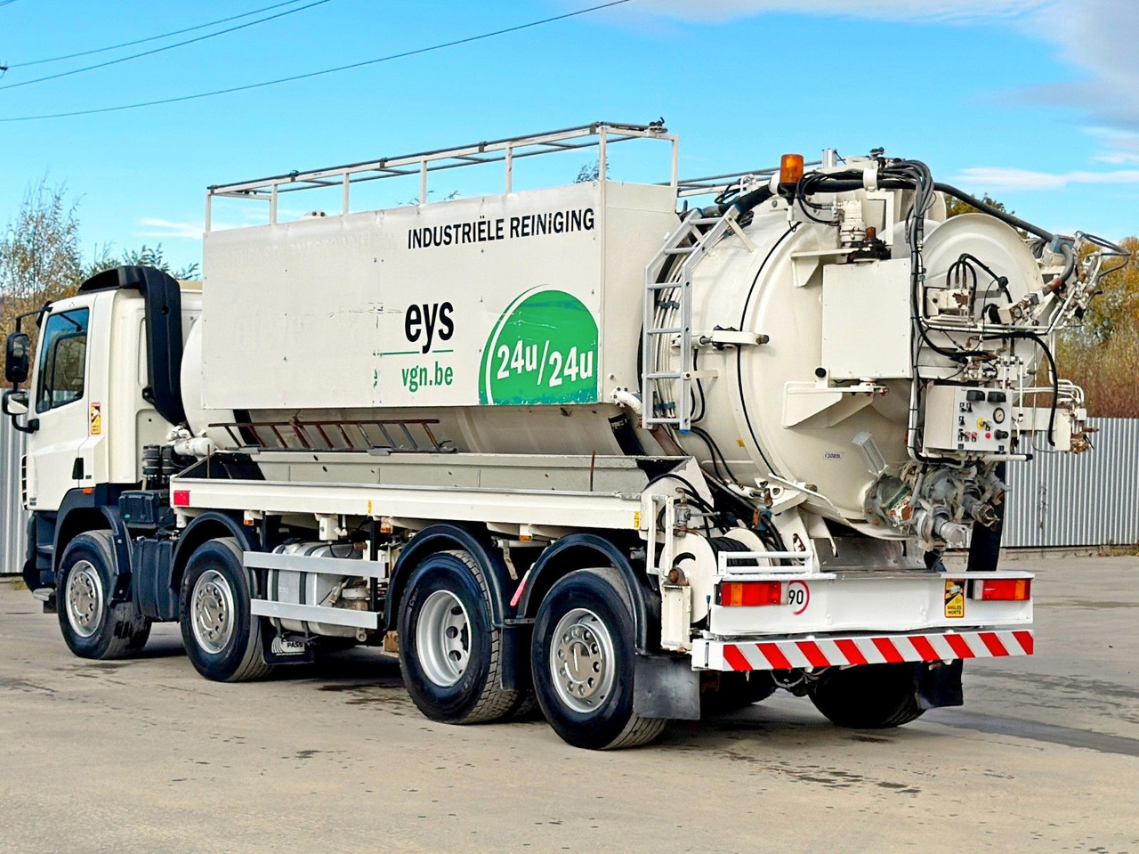 DAF CF 85.410 * Saug und Spülwagen +FUNK - شاحنة الشفط: صورة 5 DAF CF 85.410 * Saug und Spülwagen +FUNK - شاحنة الشفط: صورة 5