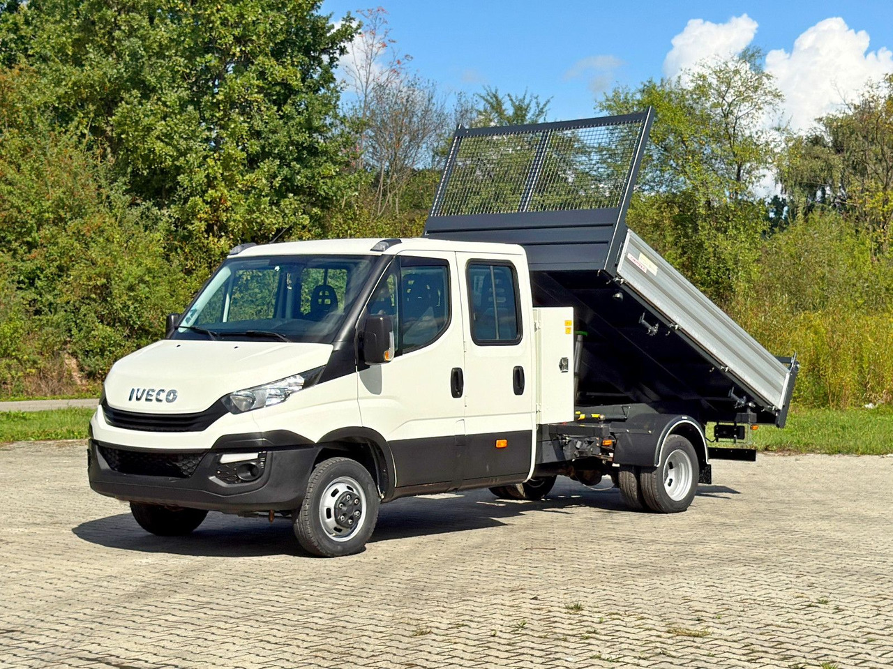 Iveco 35C12 * KIPPER 3,10m * Doppel Kabine* TOPZUSTAND - قلاب صغير, الشاحنات الصغيرة كابينة مزدوجة: صورة 2 Iveco 35C12 * KIPPER 3,10m * Doppel Kabine* TOPZUSTAND - قلاب صغير, الشاحنات الصغيرة كابينة مزدوجة: صورة 2