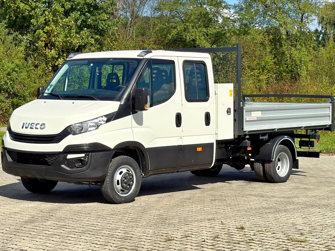 Iveco 35C12 * KIPPER 3,10m * Doppel Kabine* TOPZUSTAND - قلاب صغير, الشاحنات الصغيرة كابينة مزدوجة: صورة 5 Iveco 35C12 * KIPPER 3,10m * Doppel Kabine* TOPZUSTAND - قلاب صغير, الشاحنات الصغيرة كابينة مزدوجة: صورة 5